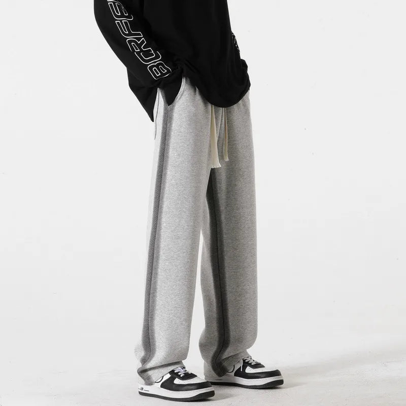 Bequeme Jogginghose für Herren locker geschnitten warm weich ideal für Freizeit 4