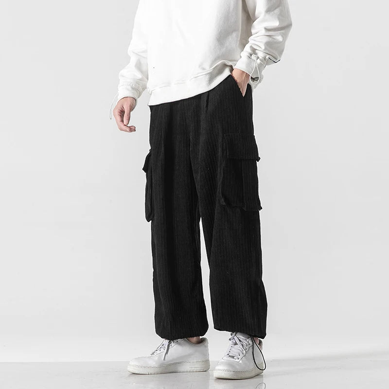 Weiche Jogginghose für Damen aus Cord bequem warm für Freizeit und Sport 3