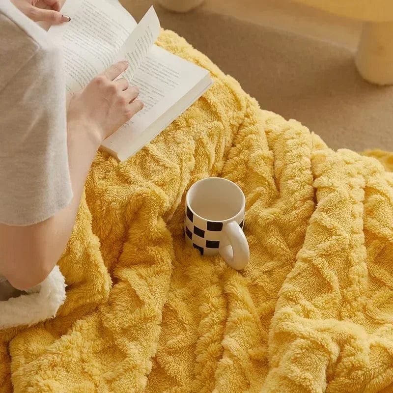 Cozy Fleece Blanket for Home Warm Breathable Winter 3