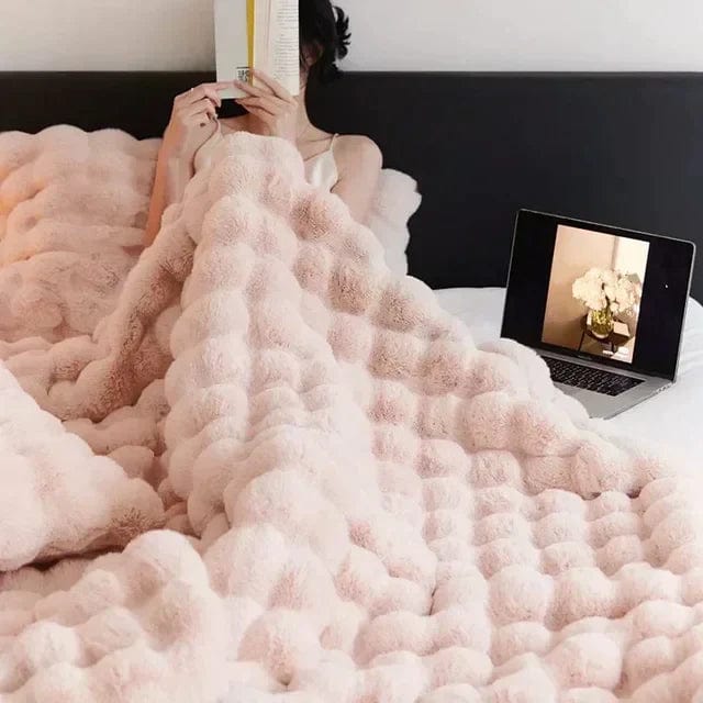Soft Faux Fur Blanket for Unisex Portable Cozy Versatile 3