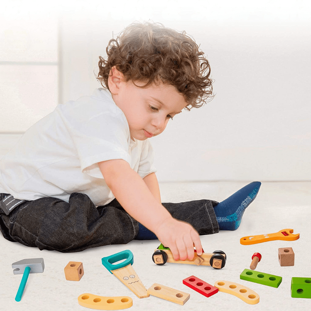 Kreative Werkzeugkiste für Kinder aus Holz sicher für Montessori Lernspielzeug 2