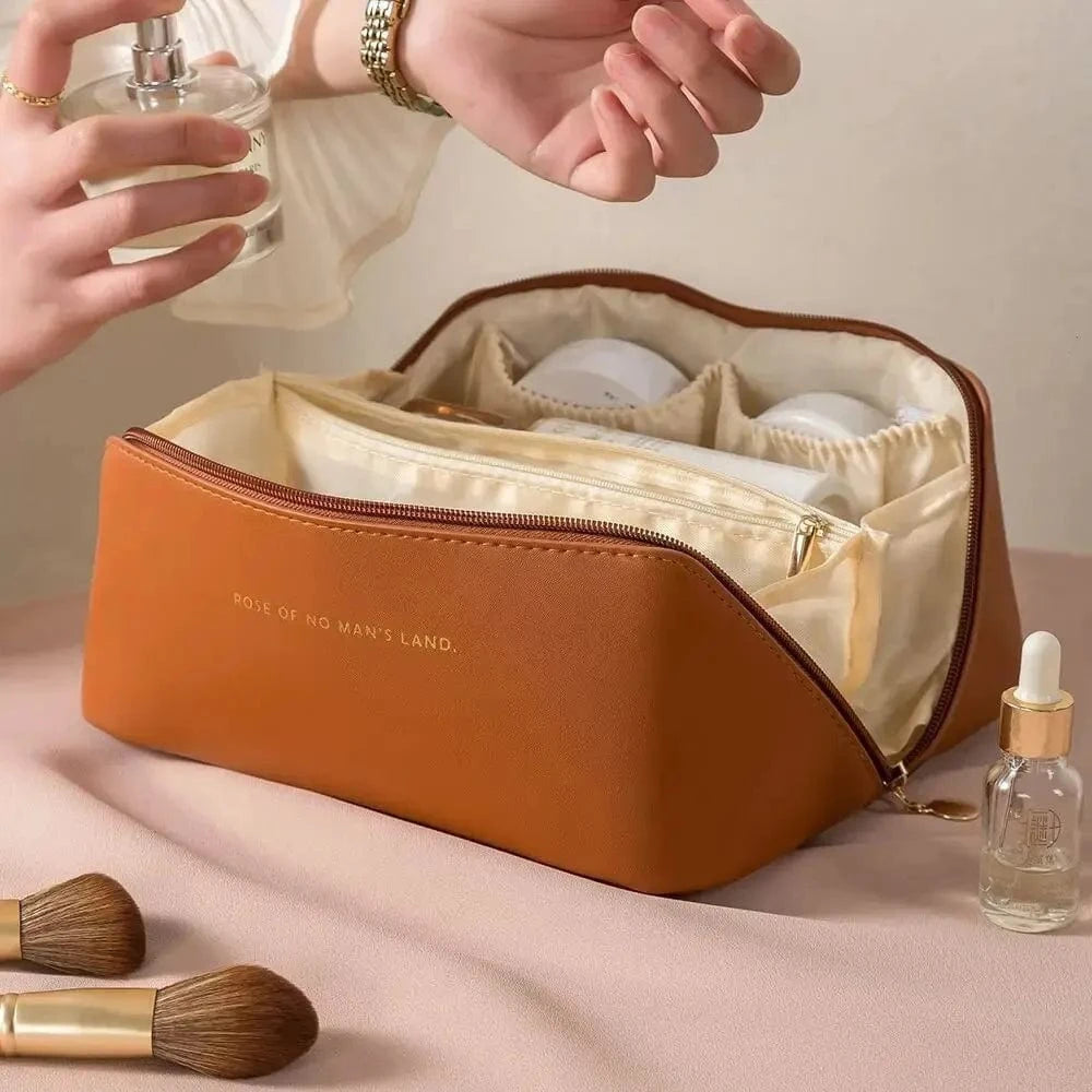 Pavoco Makeup-Organizer Braun Feli geräumiger Kulturbeutel für Damen PU-Leder