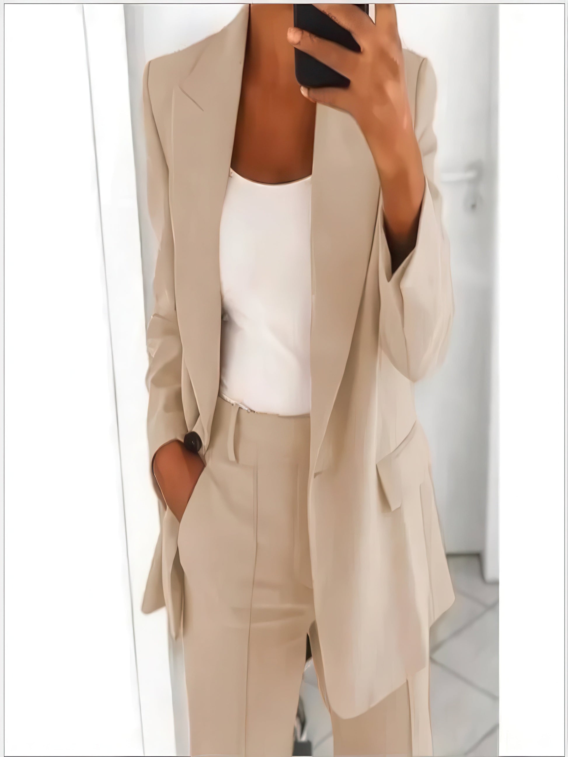 Primadon Damen Businesskleidung Beige / S Inès | figurbetonter Anzug für Damen Büro
