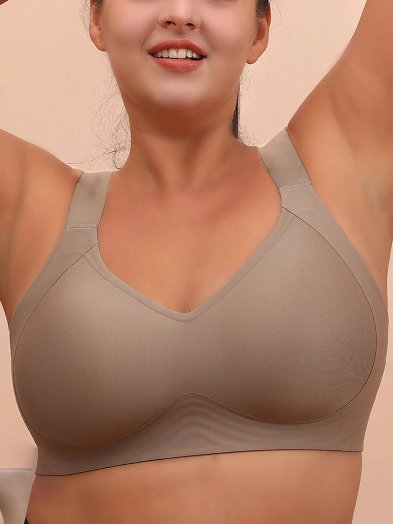 Primadon Damen Plus-Size Schlafanzüge & Loungewear Bella nahtloser Schlaf-BH für Damen atmungsaktiv großer Größe