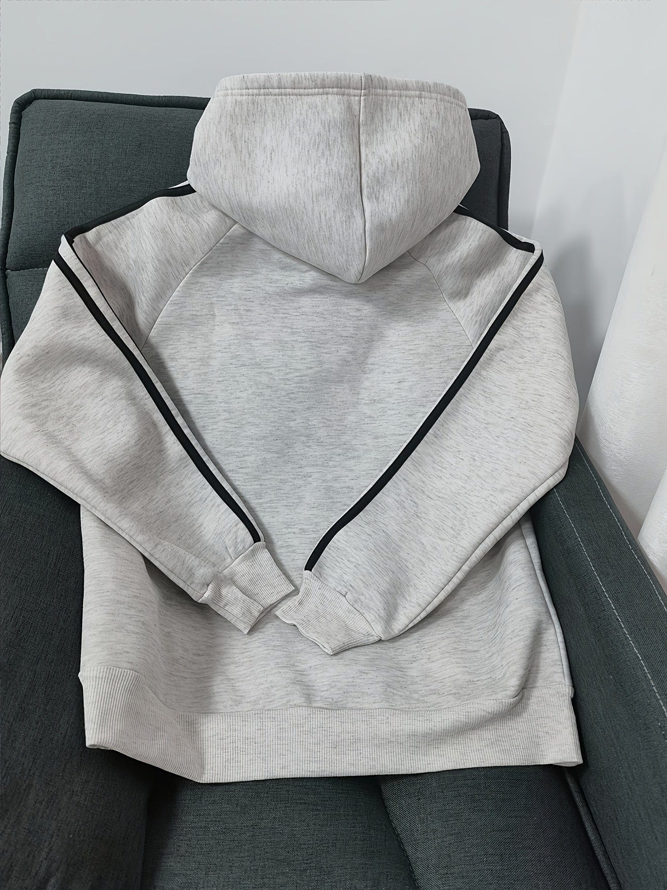Primadon Hoodies Helena | Flauschiger Hoodie für Damen mit Oktoberfest-Print