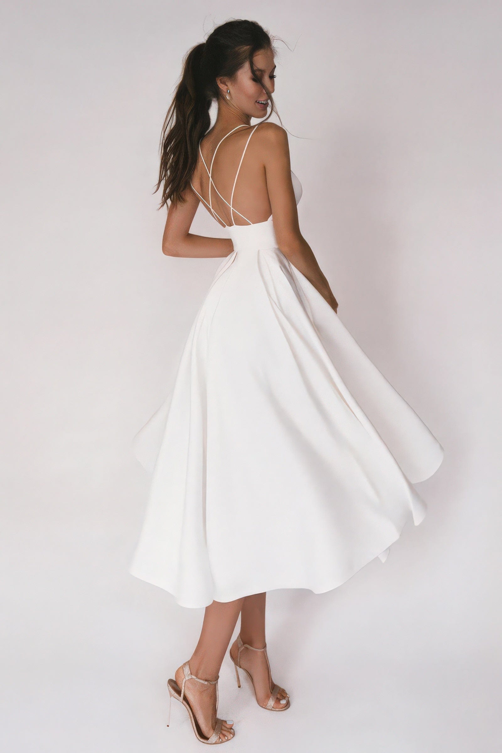 Primadon Kleider Svea | elegantes Midikleid für Damen V-Ausschnitt