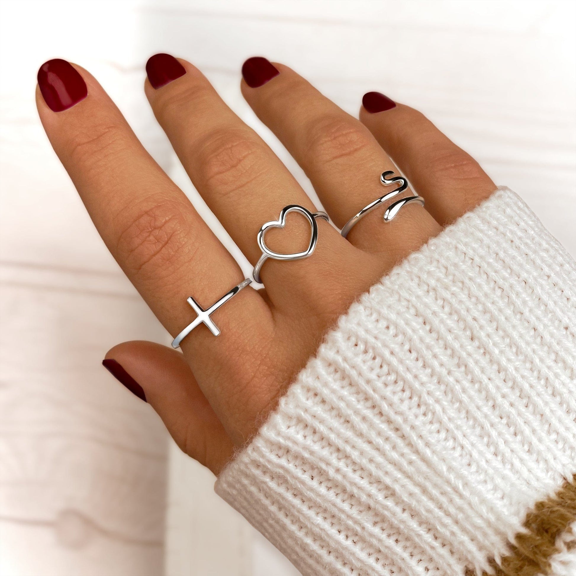 Primadon Schmuck Amalia | Eleganter Damenring Silber mit Kreuzdetails