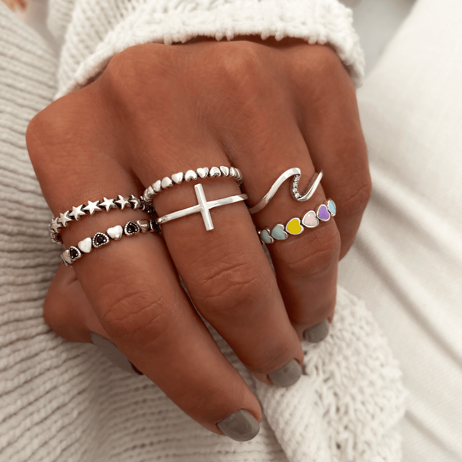 Primadon Schmuck Amalia | Eleganter Damenring Silber mit Kreuzdetails