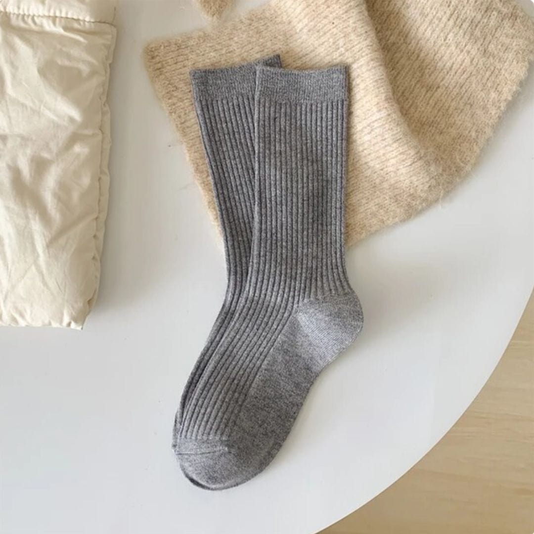 Primadon Socken & Strumpfwaren Grau Jennifer | Atmungsaktive Trachtensocken für Damen Retro