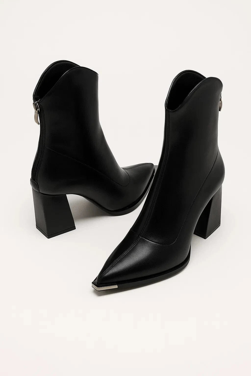 Primadon Stiefelkleider Véronique elegante Lederstiefeletten für Damen mit Chromspitze